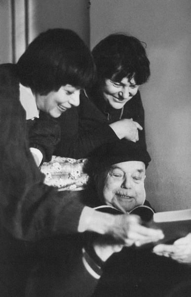 Иллюстрация к книге — Виктор Шкловский [i_049.jpg]