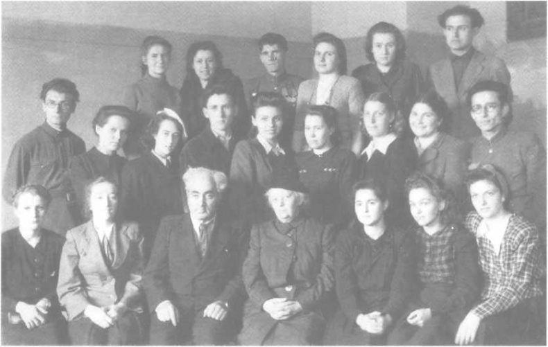 Иллюстрация к книге — Старый колодец. Книга воспоминаний [img_16.jpg]