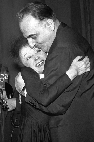 Иллюстрация к книге — Эдит Пиаф. Я ни о чем не сожалею [i_008.jpg]