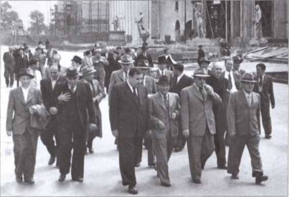 Иллюстрация к книге — 30 лет в ОГПУ-НКВД-МВД. От оперуполномоченного до заместителя министра [image47.jpg]