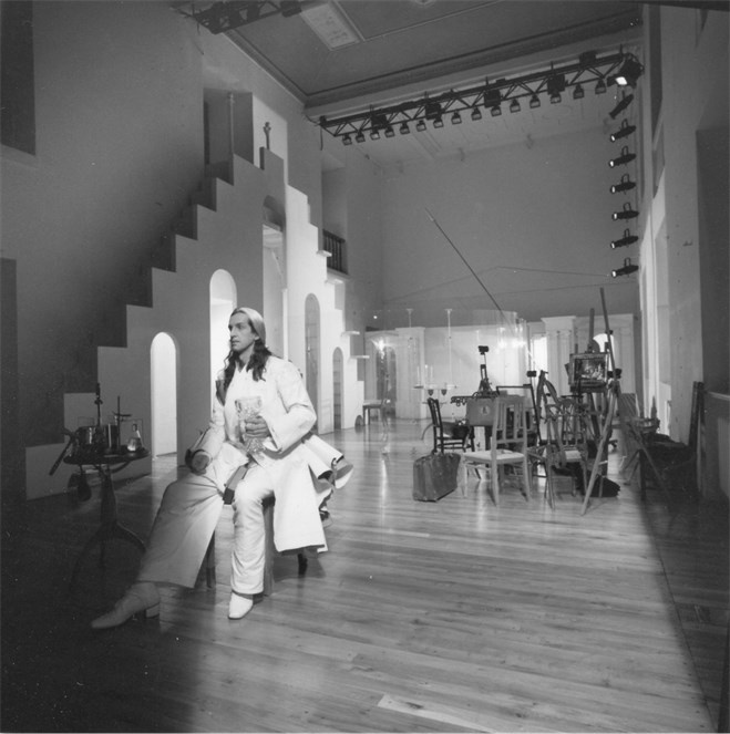 Иллюстрация к книге — Режиссеры-семидесятники. Культура и с удьба [b00001032.png.jpg]