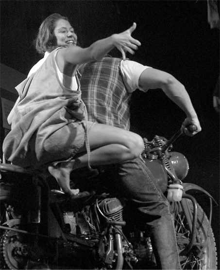 Иллюстрация к книге — Режиссеры-семидесятники. Культура и с удьба [b00001135.png.jpg]