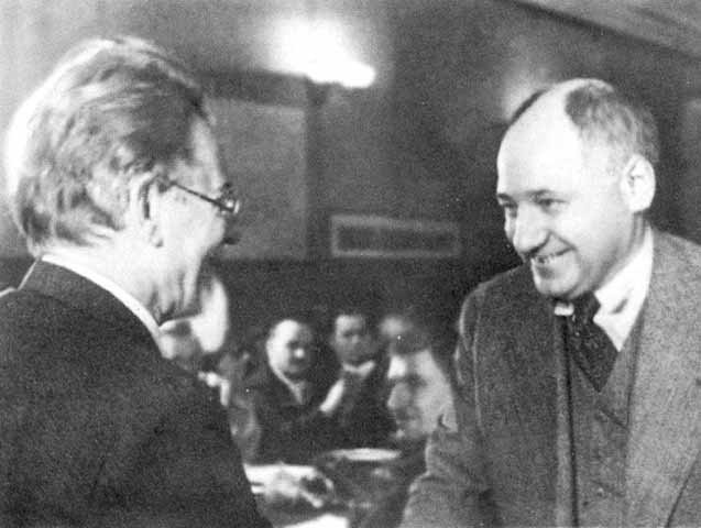 Иллюстрация к книге — Туполев [p_024.jpg]