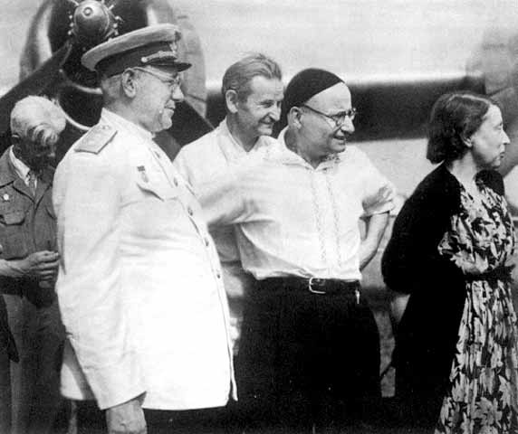 Иллюстрация к книге — Туполев [p_039.jpg]