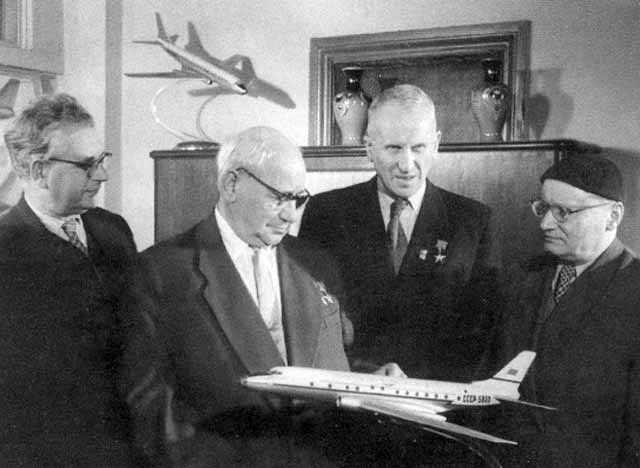 Иллюстрация к книге — Туполев [p_048.jpg]