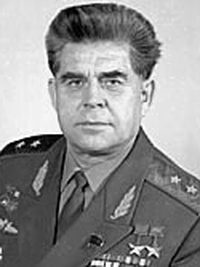 Иллюстрация к книге — Великие летчики мира. 100 историй о покорителях неба [_081bere.jpg]