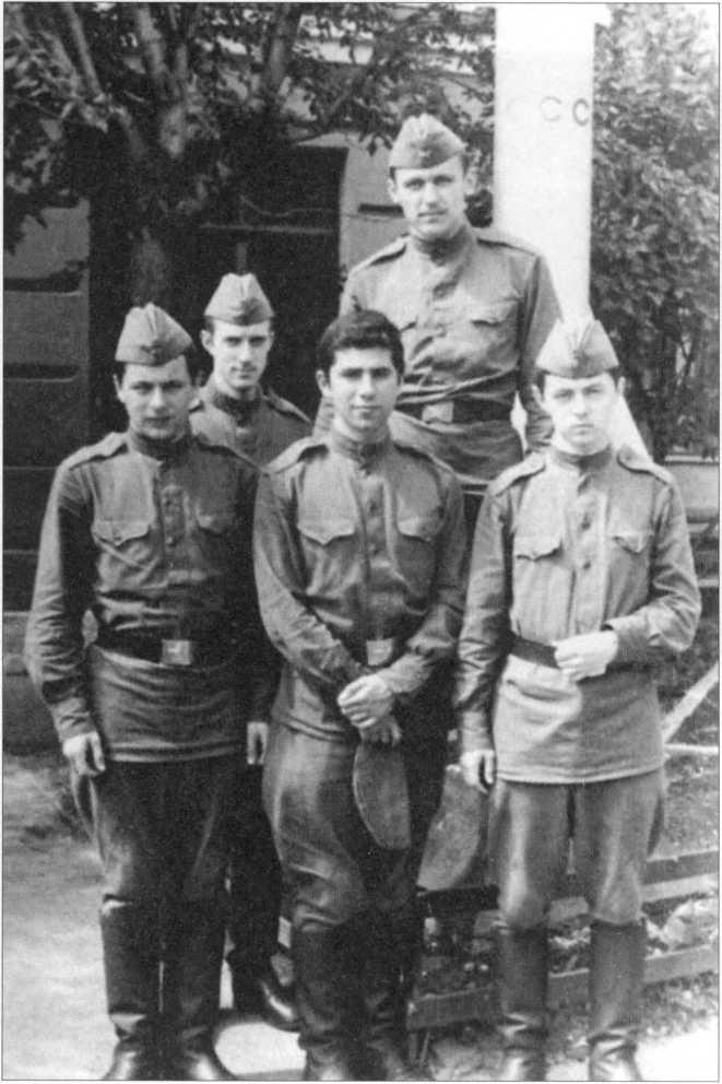 Иллюстрация к книге — Воспоминания и размышления о давно прошедшем [i_004.jpg]