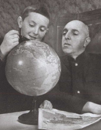 Иллюстрация к книге — Бродский. Русский поэт [i_008.jpg]