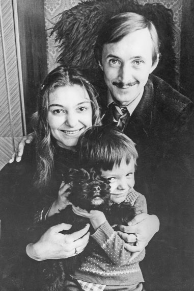 Иллюстрация к книге — Единственные дни [i_017.jpg]