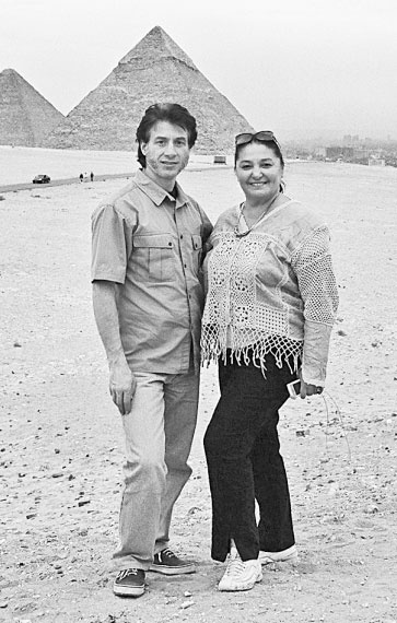 Иллюстрация к книге — Единственные дни [i_038.jpg]