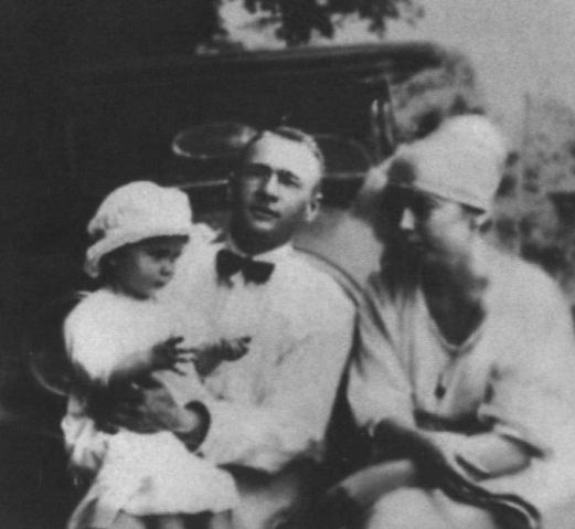 Иллюстрация к книге — Зворыкин [i_010.jpg]