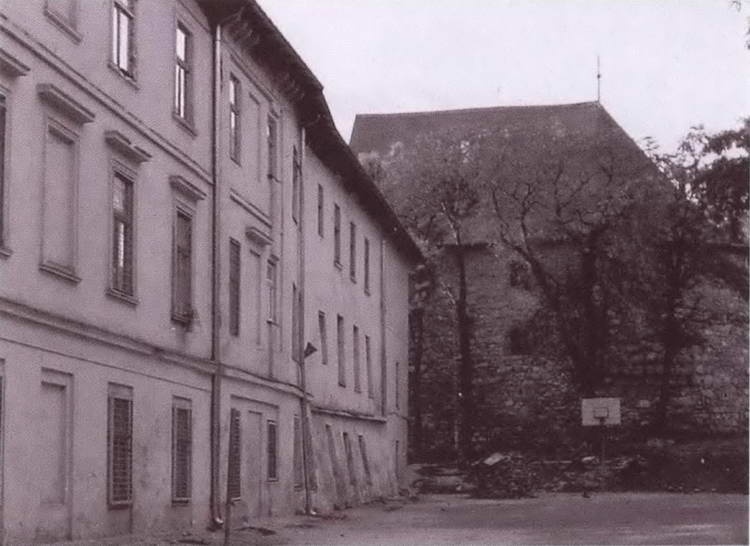 Иллюстрация к книге — Станислав Лем [i_008.jpg]