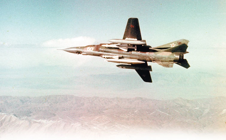 Иллюстрация к книге — Камуфляж и бортовые эмблемы авиатехники советских ВВС в афганской кампании [i_002.jpg]