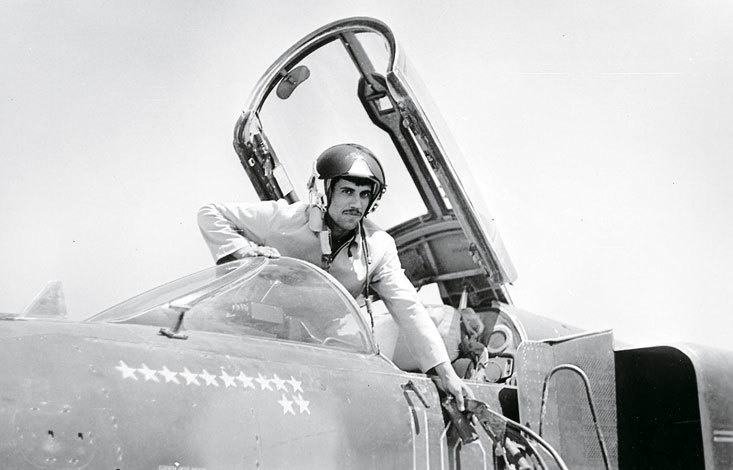 Иллюстрация к книге — Камуфляж и бортовые эмблемы авиатехники советских ВВС в афганской кампании [i_019.jpg]