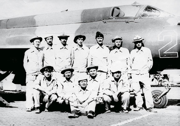 Иллюстрация к книге — Камуфляж и бортовые эмблемы авиатехники советских ВВС в афганской кампании [i_050.jpg]