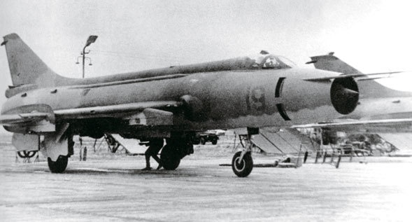 Иллюстрация к книге — Камуфляж и бортовые эмблемы авиатехники советских ВВС в афганской кампании [i_105.jpg]