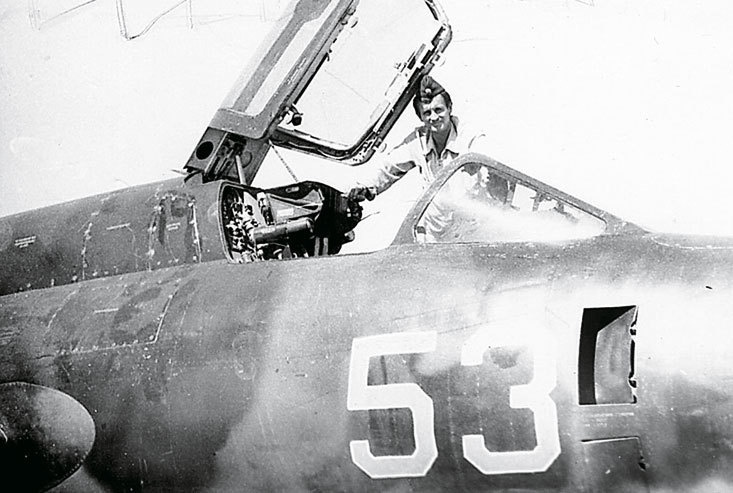 Иллюстрация к книге — Камуфляж и бортовые эмблемы авиатехники советских ВВС в афганской кампании [i_109.jpg]