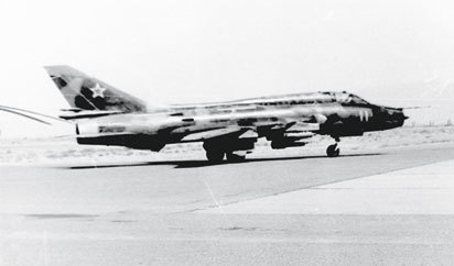 Иллюстрация к книге — Камуфляж и бортовые эмблемы авиатехники советских ВВС в афганской кампании [i_115.jpg]