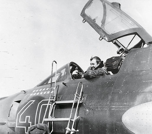 Иллюстрация к книге — Камуфляж и бортовые эмблемы авиатехники советских ВВС в афганской кампании [i_129.jpg]