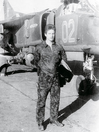 Иллюстрация к книге — Камуфляж и бортовые эмблемы авиатехники советских ВВС в афганской кампании [i_160.jpg]