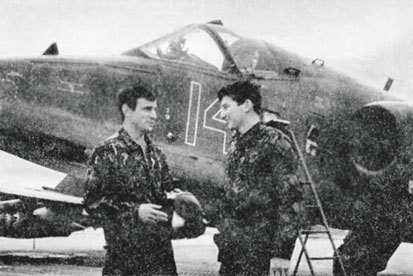 Иллюстрация к книге — Камуфляж и бортовые эмблемы авиатехники советских ВВС в афганской кампании [i_180.jpg]