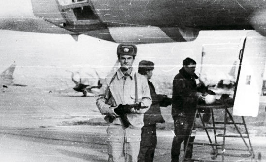 Иллюстрация к книге — Камуфляж и бортовые эмблемы авиатехники советских ВВС в афганской кампании [i_258.jpg]