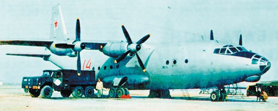 Иллюстрация к книге — Камуфляж и бортовые эмблемы авиатехники советских ВВС в афганской кампании [i_260.jpg]