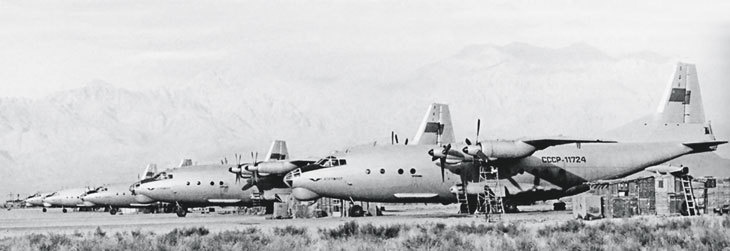 Иллюстрация к книге — Камуфляж и бортовые эмблемы авиатехники советских ВВС в афганской кампании [i_261.jpg]