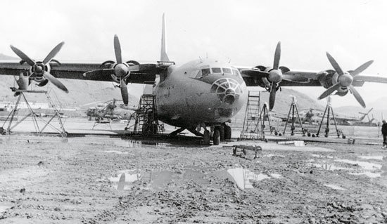 Иллюстрация к книге — Камуфляж и бортовые эмблемы авиатехники советских ВВС в афганской кампании [i_268.jpg]