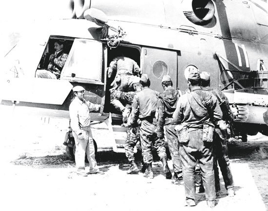 Иллюстрация к книге — Камуфляж и бортовые эмблемы авиатехники советских ВВС в афганской кампании [i_320.jpg]