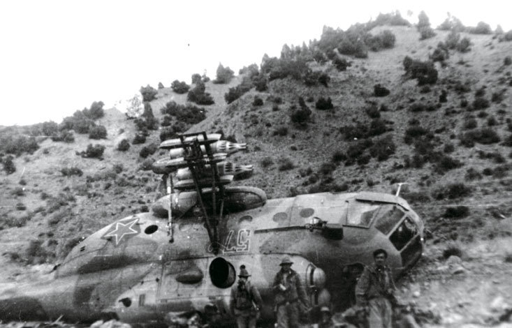 Иллюстрация к книге — Камуфляж и бортовые эмблемы авиатехники советских ВВС в афганской кампании [i_322.jpg]