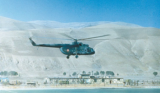 Иллюстрация к книге — Камуфляж и бортовые эмблемы авиатехники советских ВВС в афганской кампании [i_344.jpg]