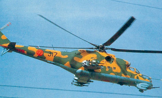 Иллюстрация к книге — Камуфляж и бортовые эмблемы авиатехники советских ВВС в афганской кампании [i_398.jpg]