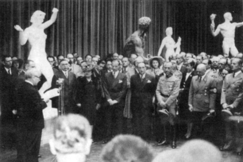 Иллюстрация к книге — Художники во Франции во время оккупации. Ван Донген, Пикассо, Утрилло, Майоль, Вламинк... [_31.jpg]