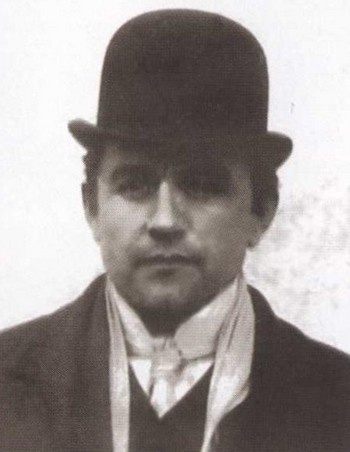 Иллюстрация к книге — Малевич [i_015.jpg]