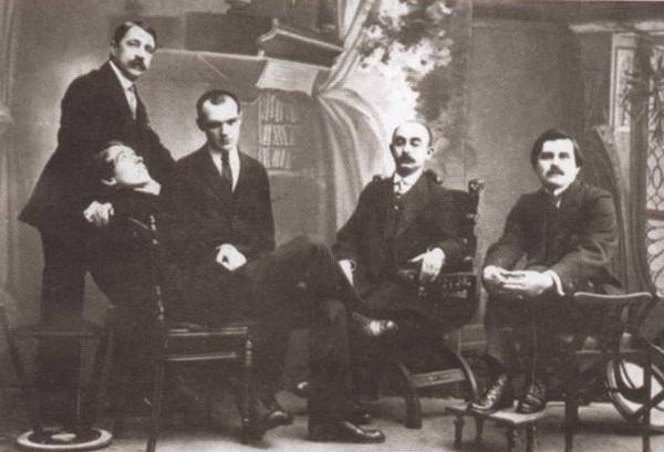 Иллюстрация к книге — Малевич [i_026.jpg]