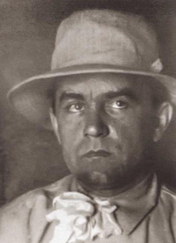 Иллюстрация к книге — Малевич [i_031.jpg]