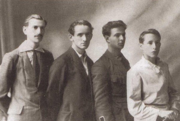 Иллюстрация к книге — Малевич [i_038.jpg]