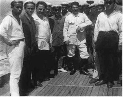 Иллюстрация к книге — Адмирал Кузнецов [i_008.jpg]