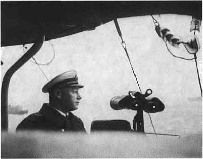 Иллюстрация к книге — Адмирал Кузнецов [i_037.jpg]