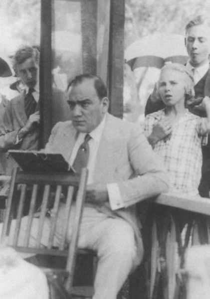 Иллюстрация к книге — Карузо [i_036.jpg]