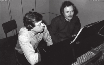 Иллюстрация к книге — Явка с повинной. Байки от Вовчика [i_040.jpg]