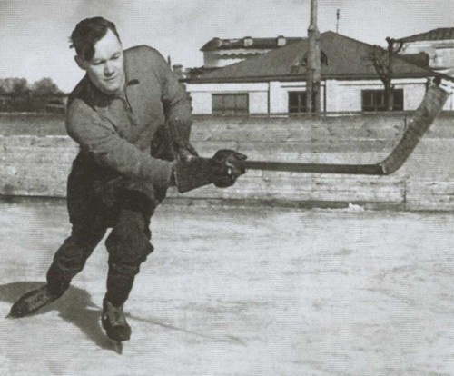 Иллюстрация к книге — Гвардия советского футбола [i_020.jpg]