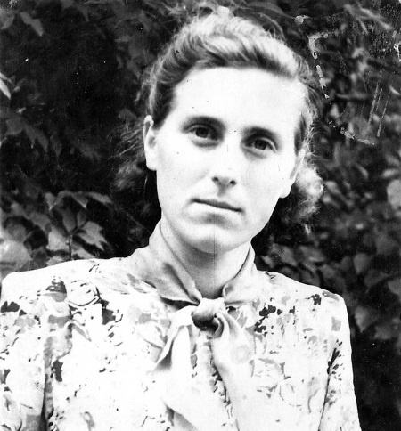 Иллюстрация к книге — Пальто с хлястиком [i_019.jpg]