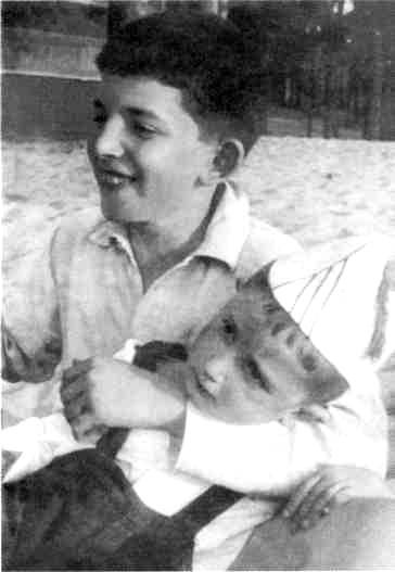 Иллюстрация к книге — Братья Стругацкие [i_006.jpg]