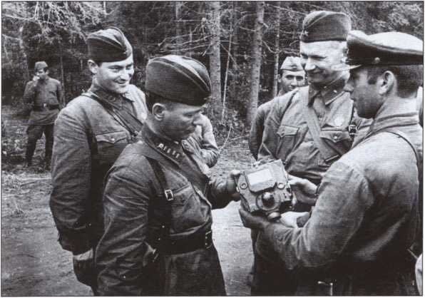 Иллюстрация к книге — Шолохов [i_026.jpg]