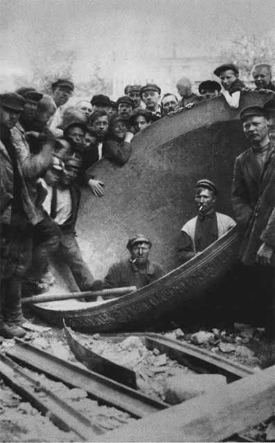 Иллюстрация к книге — Патриарх Тихон [i_032.jpg]