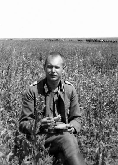 Иллюстрация к книге — "Будь проклят Сталинград!" Вермахт в аду [i_043.jpg]