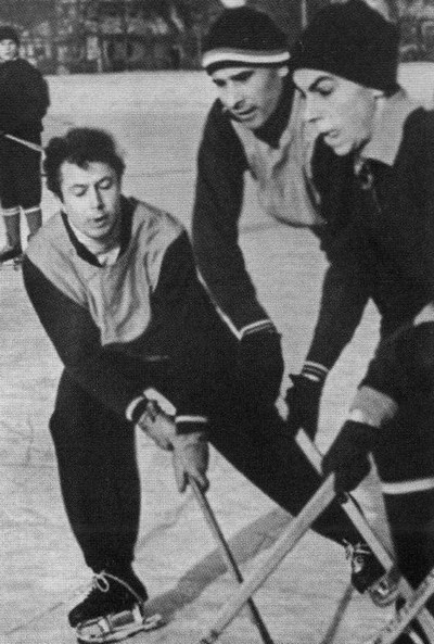 Иллюстрация к книге — Лев Яшин [i_018.jpg]