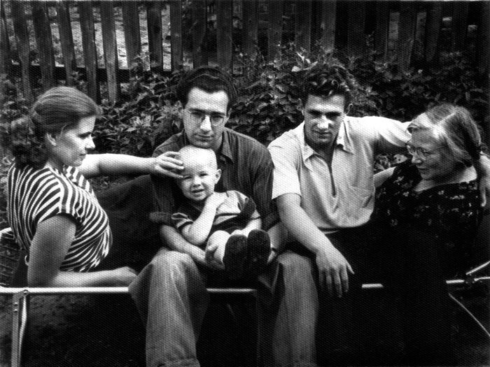 Иллюстрация к книге — Бездумное былое [i_012.jpg]